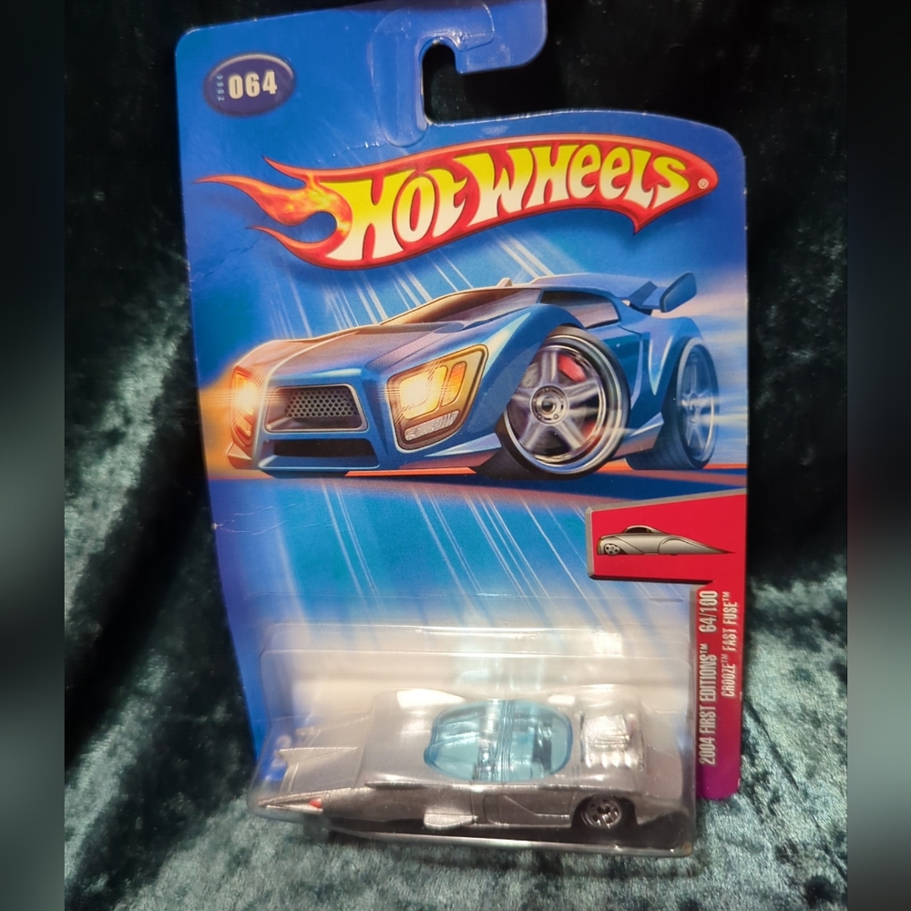 2004 Hot Wheels First Editions CROOZE FAST FUSE #064 Silver New